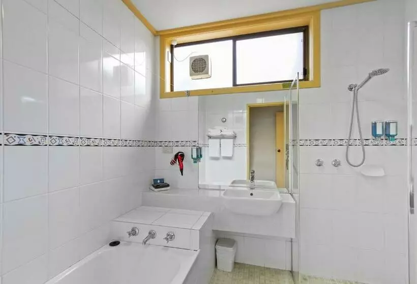 2 Bedrooms Apartment Lake View, Emmanuel Holiday Apartment