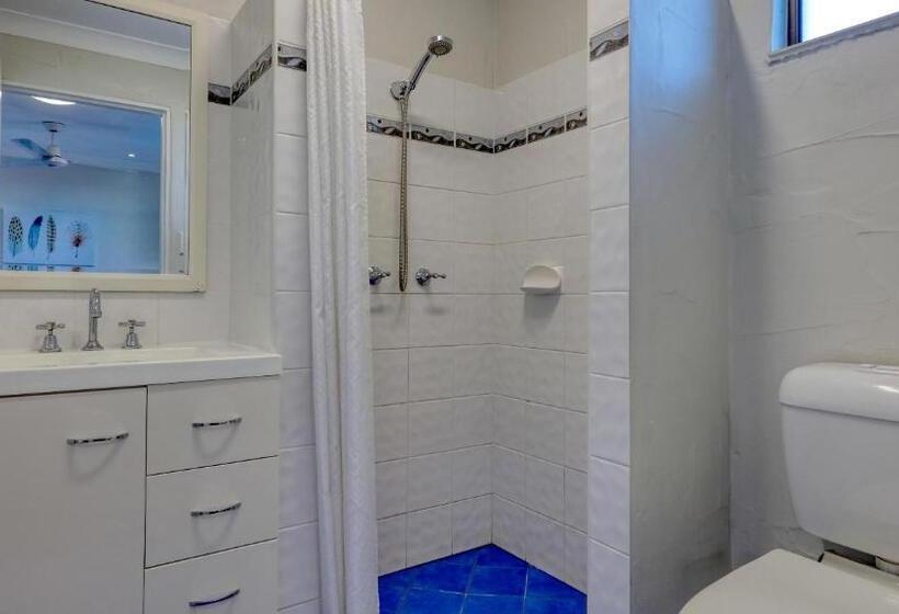 스위트, Grafton Lodge Motel