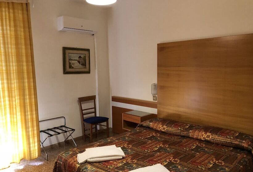 חדר סטנדרט, Adriatico