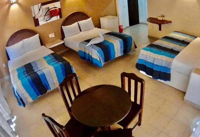 Superior Kolmen Hengen Huone, Bahia Huatulco