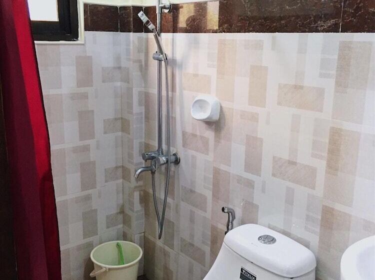 اتاق لوکس چهار تخته, Big Creek Mansion