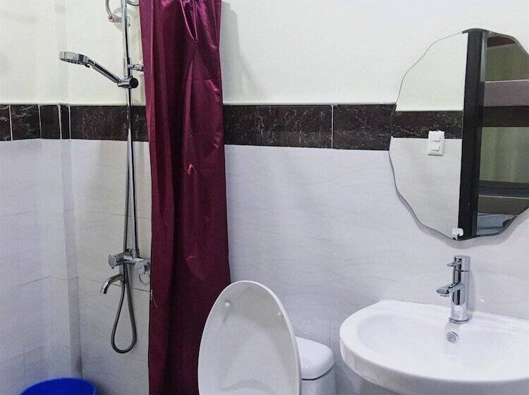 اتاق لوکس, Big Creek Mansion