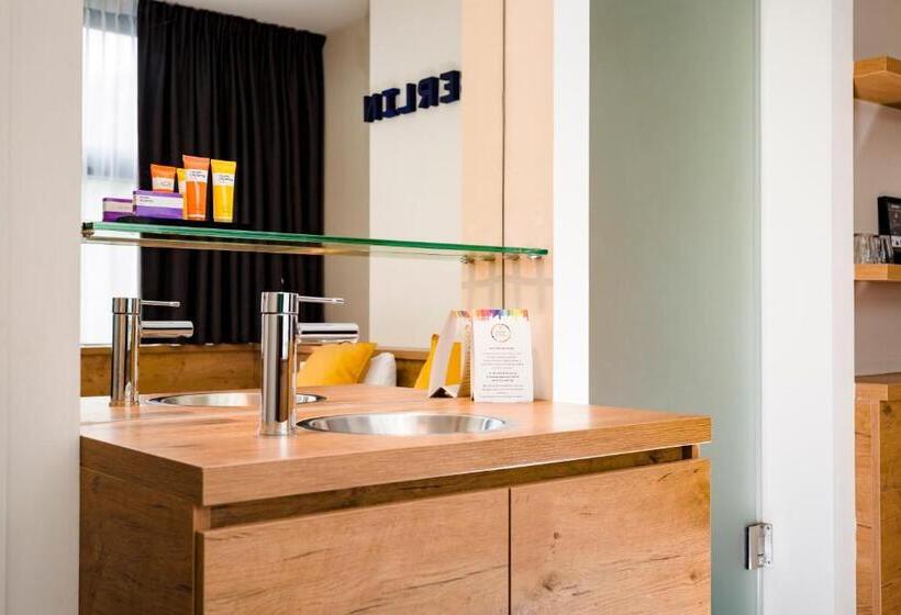 اتاق خانوادگی پایه, Citiez Hotel Amsterdam