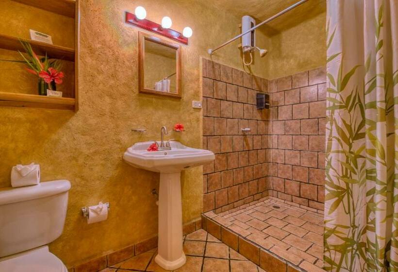 غرفة قياسية رباعية, El Sano Banano Beachside