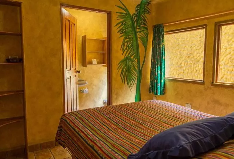 Economy-huone, El Sano Banano Beachside