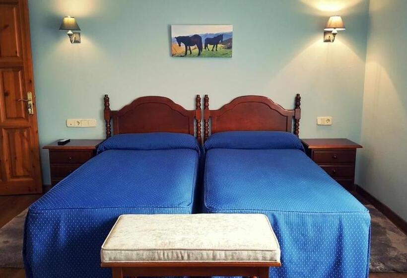 اتاق استاندارد, La Rivera