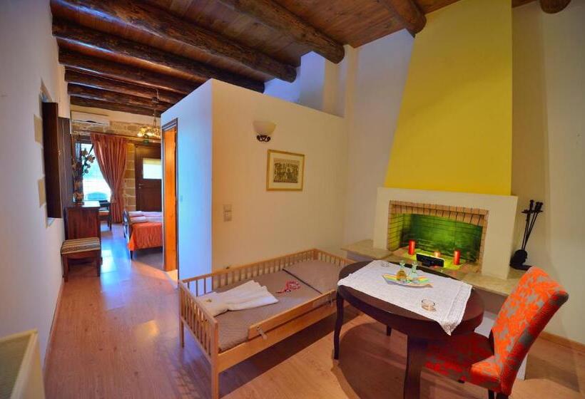 דירת חדר, Maria Villas