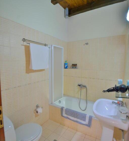 דירת חדר נוף לים, Maria Villas