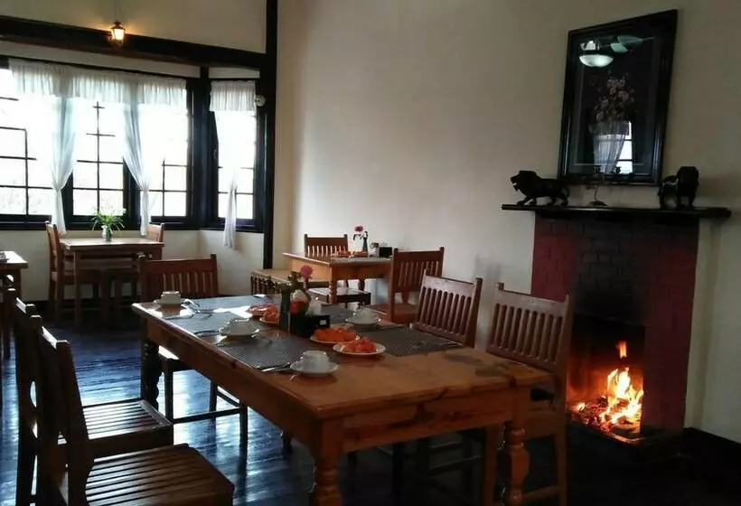 اتاق لوکس, Morning Glory Inn