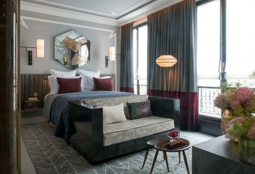 Chambre Supérieure, Nolinski Paris   Evok Collection