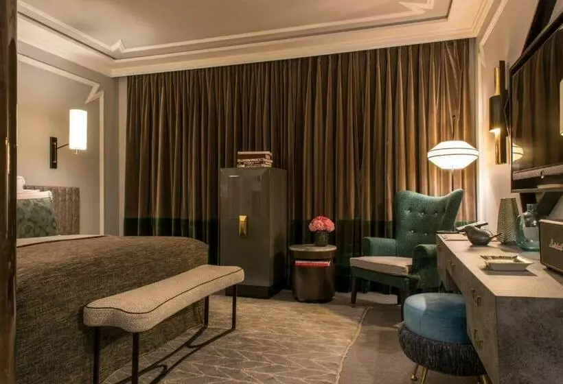 Chambre Deluxe, Nolinski Paris   Evok Collection