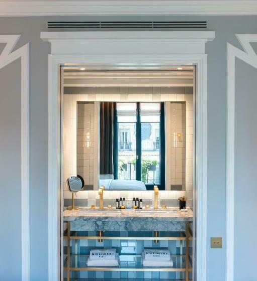 Chambre Deluxe, Nolinski Paris   Evok Collection
