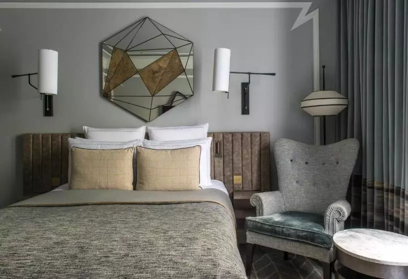 Chambre Standard, Nolinski Paris   Evok Collection