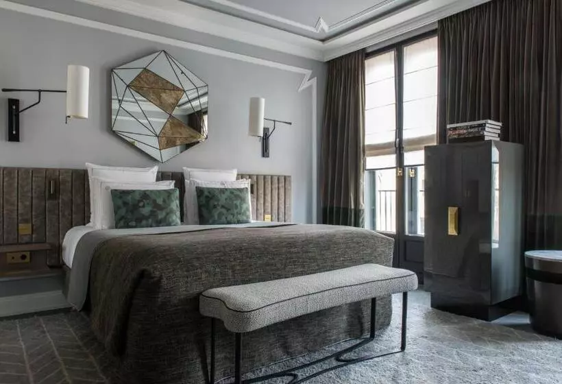 Chambre Deluxe, Nolinski Paris   Evok Collection