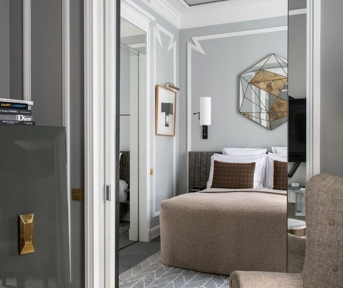 Junior Suite, Nolinski Paris   Evok Collection