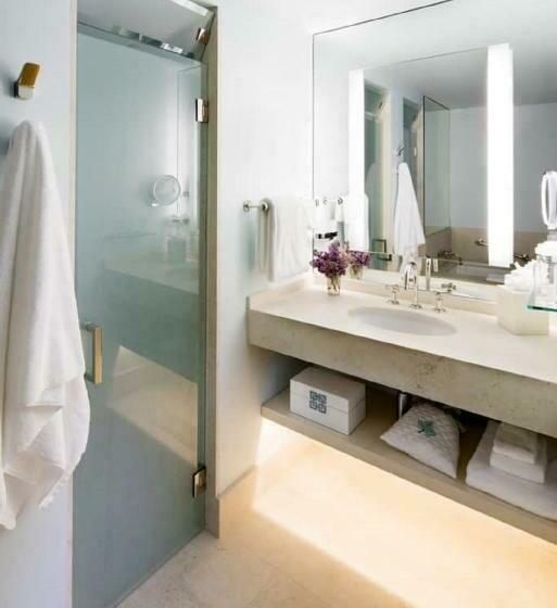 スタンダードルーム, The Ivy