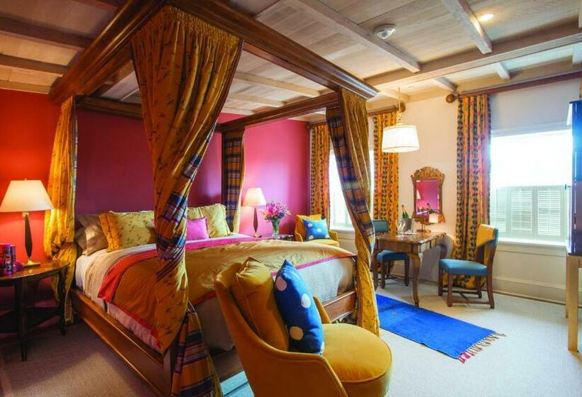 スタンダードルーム, The Ivy