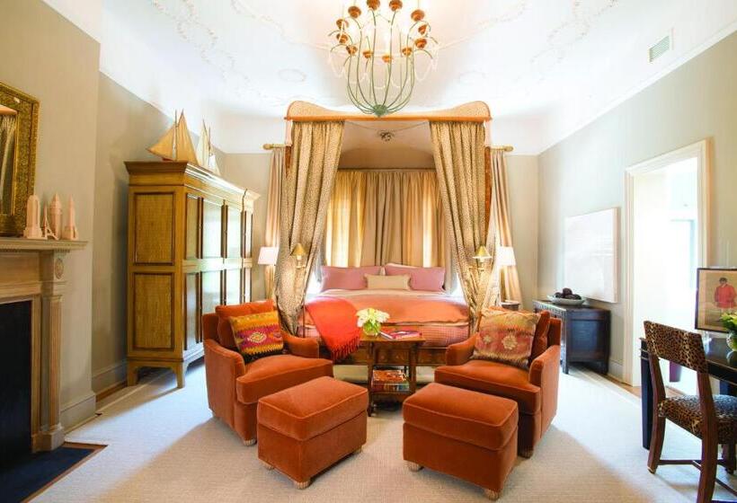 スタンダードルーム, The Ivy