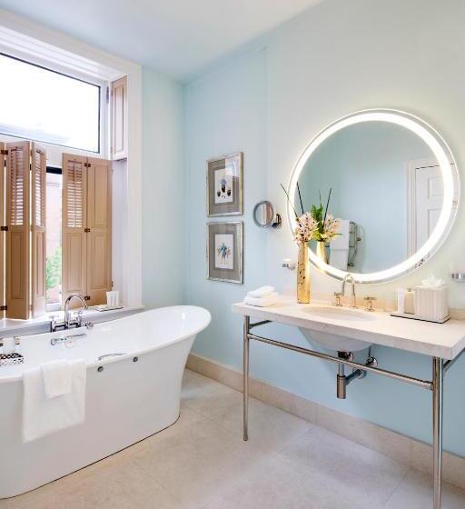 スタンダードルーム, The Ivy