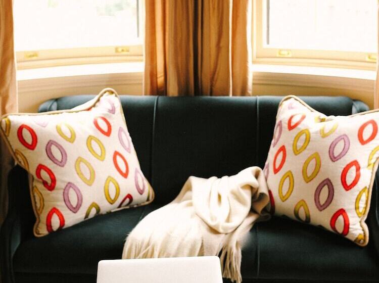 スタンダードルーム, The Ivy