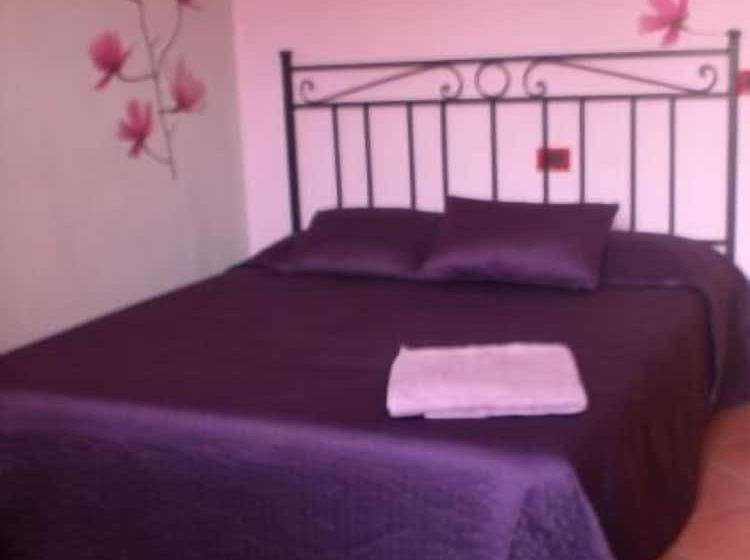 اتاق استاندارد با سرویس بهداشتی مشترک, Emma B&b