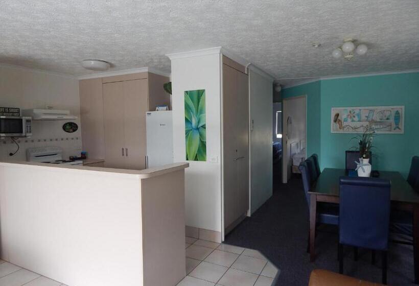 Апартаменты 2 Спальни, Tranquil Shores Holiday Apartments