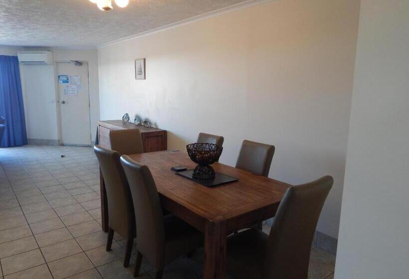 Апартаменты 1 Спальня с Балконом, Tranquil Shores Holiday Apartments