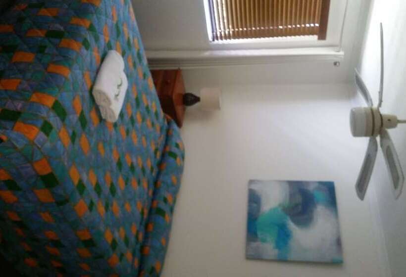 Семейные Апартаменты 3 Спальни, Tranquil Shores Holiday Apartments