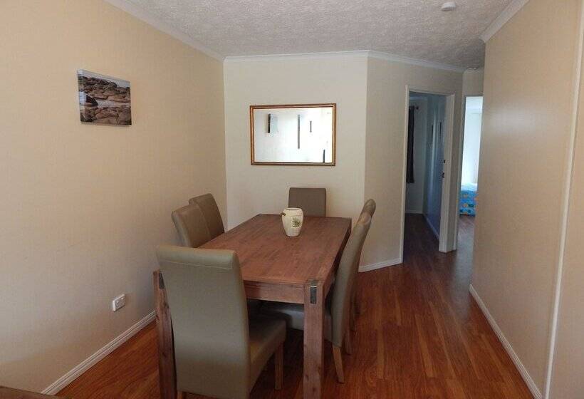 Апартаменты 2 Спальни, Tranquil Shores Holiday Apartments