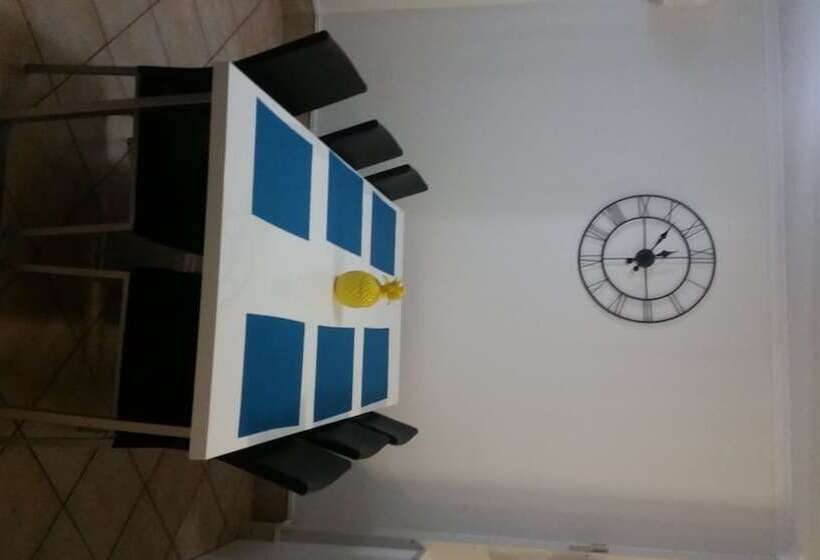 Семейные Апартаменты 3 Спальни, Tranquil Shores Holiday Apartments