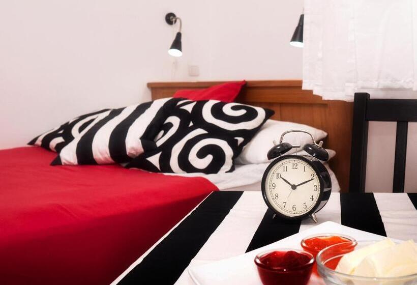 إستوديو قياسى, Allenby 2 Bed & Breakfast