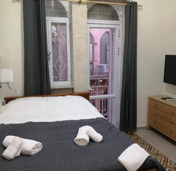 غرفة قياسية مزوَّدة بشُرفة, Allenby 2 Bed & Breakfast