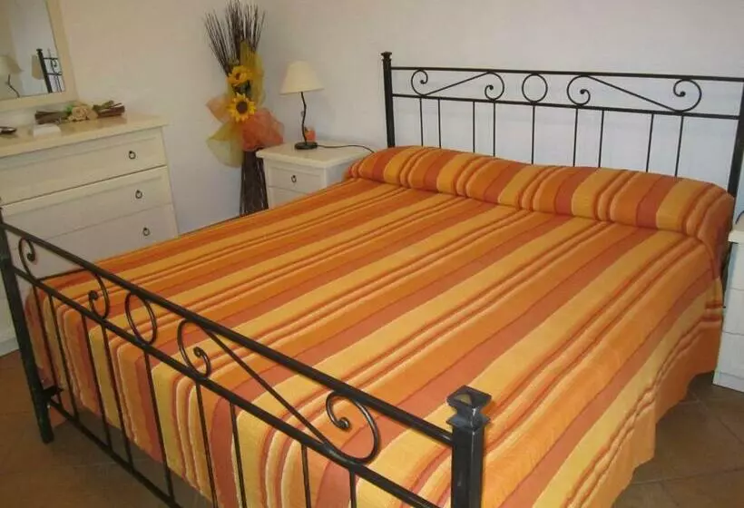 キングサイズベッドのスタンダードルーム, B&b Il Sole Nascente