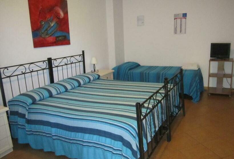 اتاق استاندارد سه نفره, B&b Il Sole Nascente