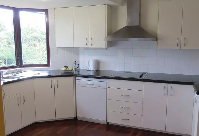 1 Bedroom Penthouse Apartment, Byron Links Apartments