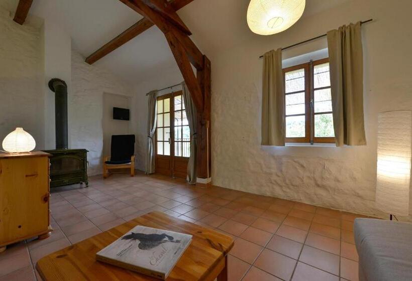 标准间, Domaine De Fraisse