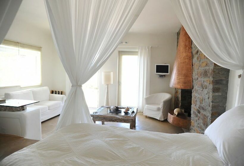 Deluxe Suite Sea View, Aigis Suites