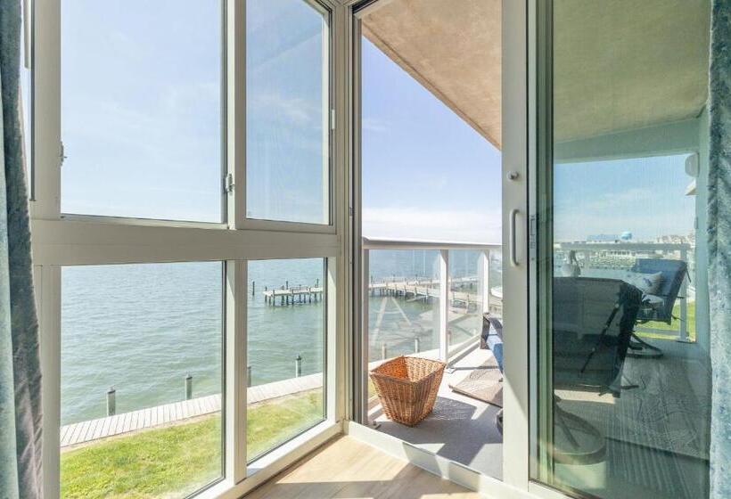 2 Bedroom Apartment with Views, Bay Club Resort