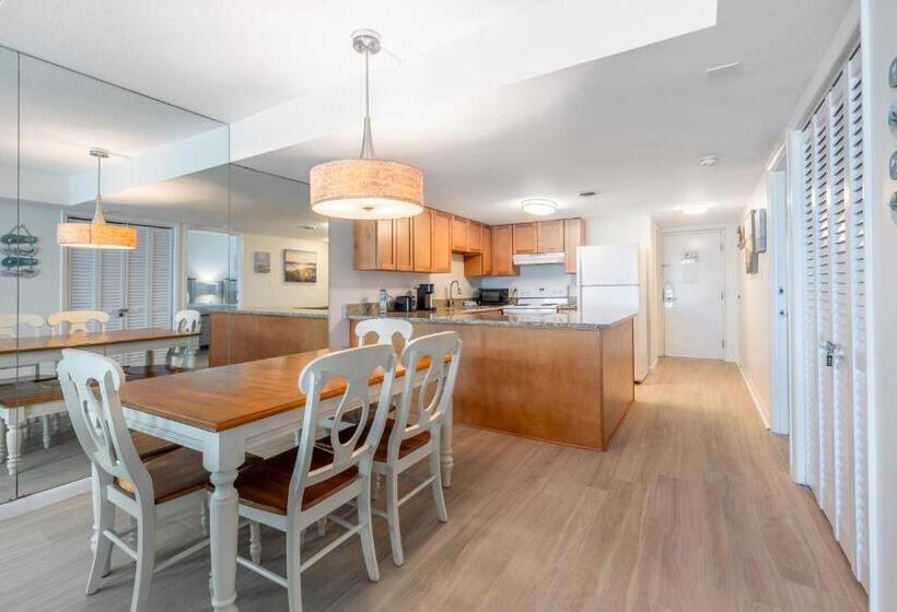 آپارتمان لوکس 2 خوابه, Bay Club Resort