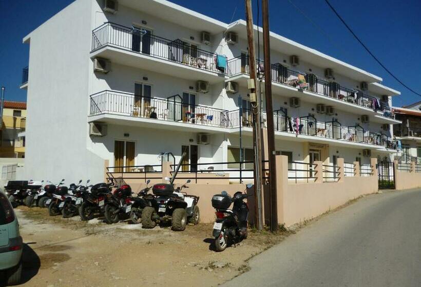 اتاق استاندارد, Despoina