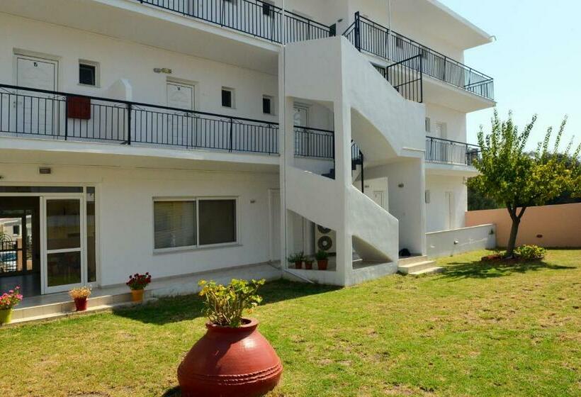 اتاق استاندارد, Despoina