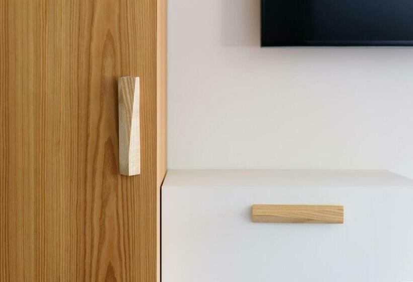 エクゼクティブルーム, Belvue