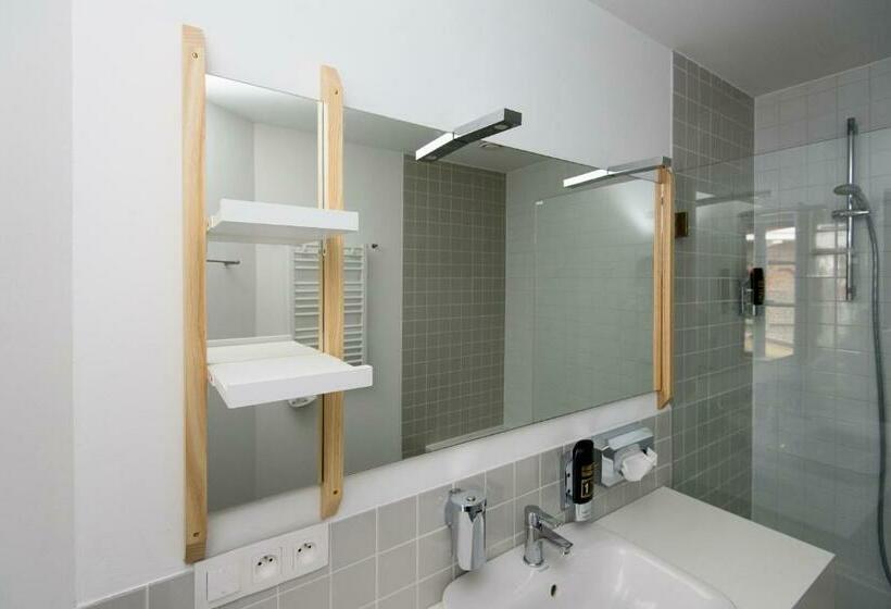 エクゼクティブルーム, Belvue