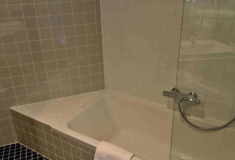 ファミリールーム, Belvue