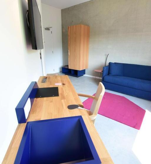 ファミリールーム, Belvue