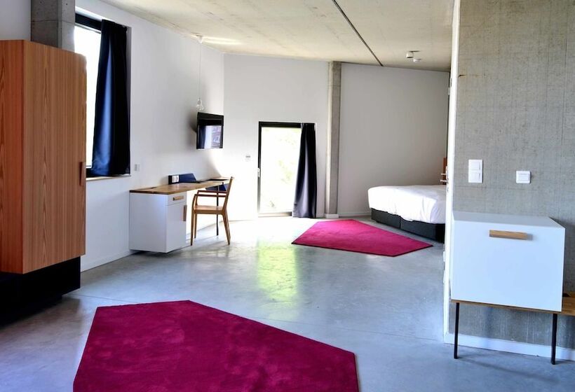 スイート(家族用), Belvue