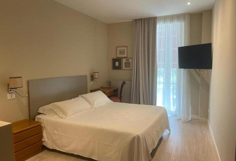 غرفة قياسية, Mon Repos