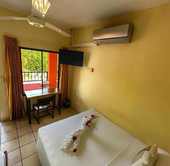 이코노미 룸, Nany