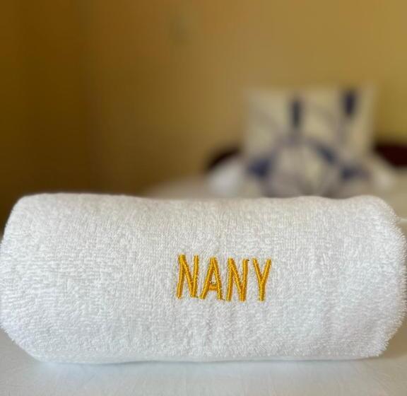 Номер Стандарт Трехместный, Nany