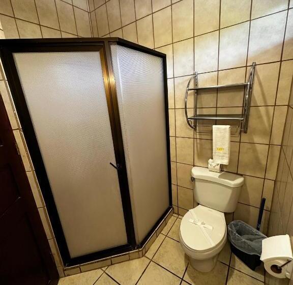 스탠다드 트리플 룸, Nany